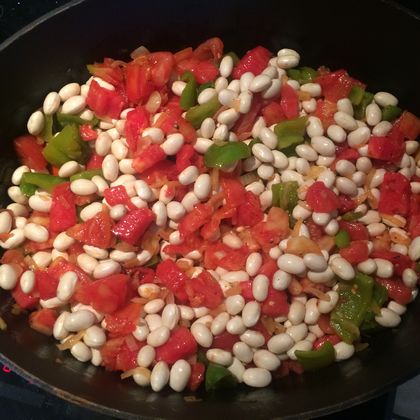 Haricots coco à la tomate et aux poivrons